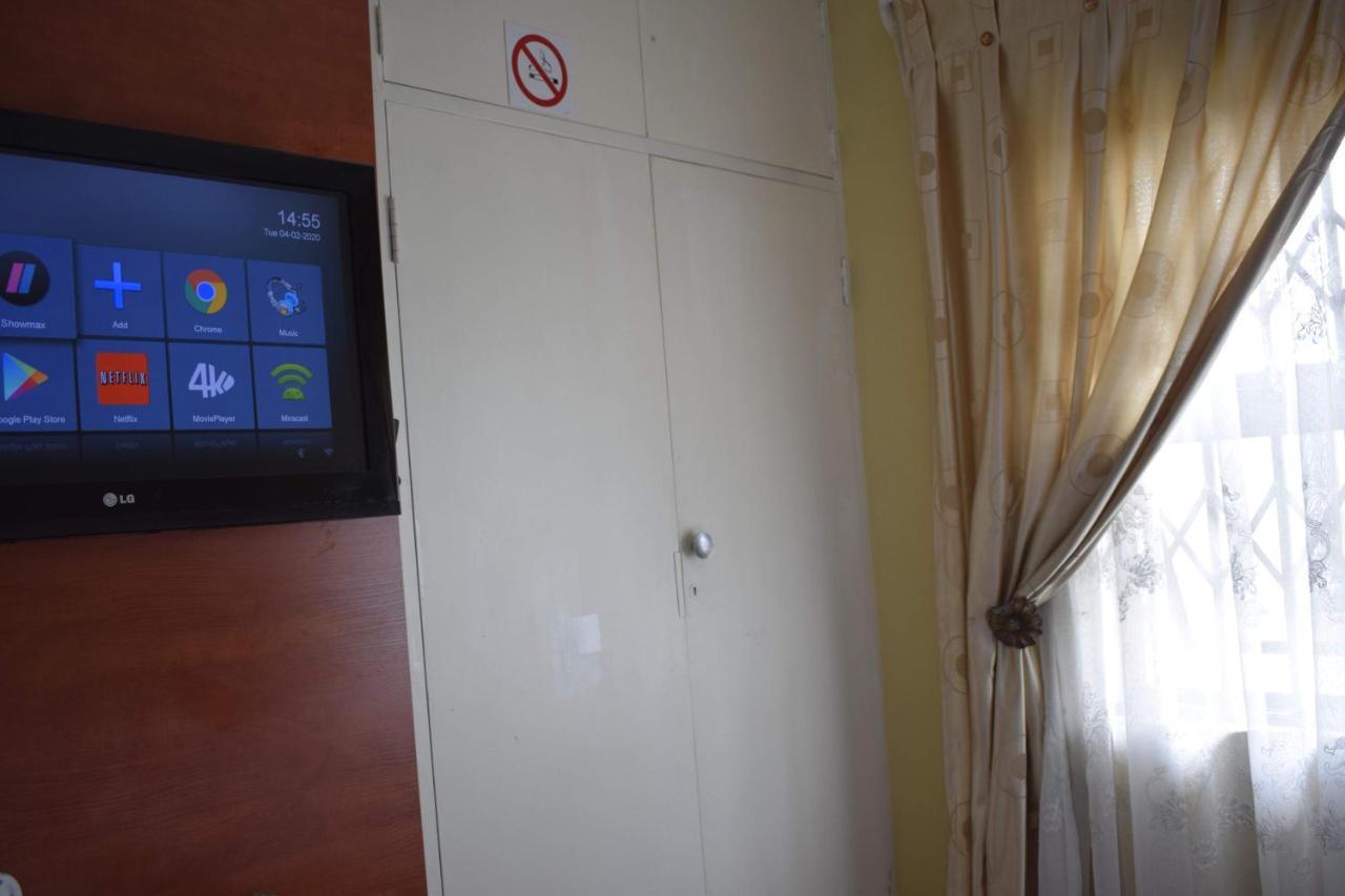 Апартаменты Lalela House Йоханнесбург Экстерьер фото
