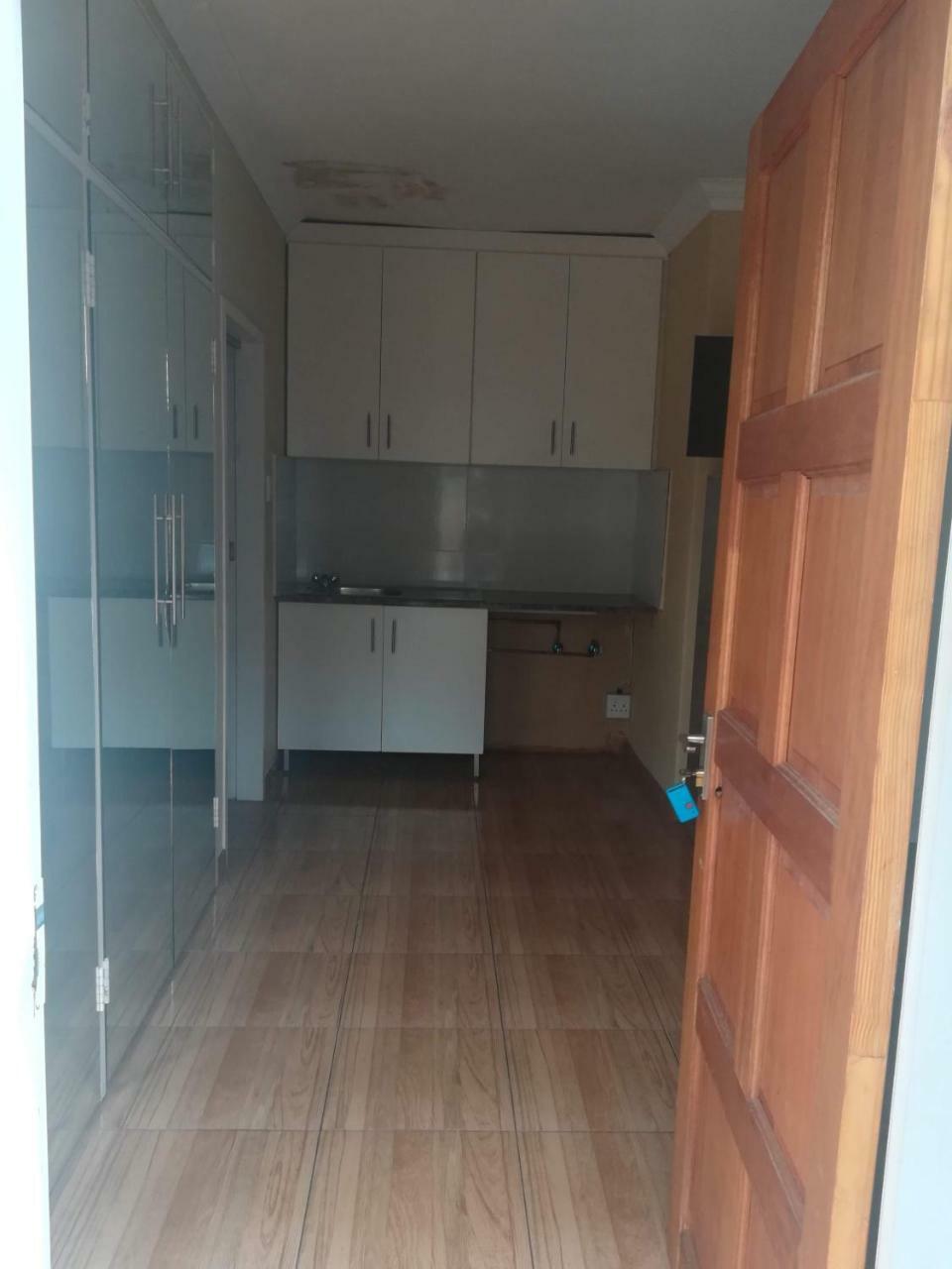 Апартаменты Lalela House Йоханнесбург Экстерьер фото